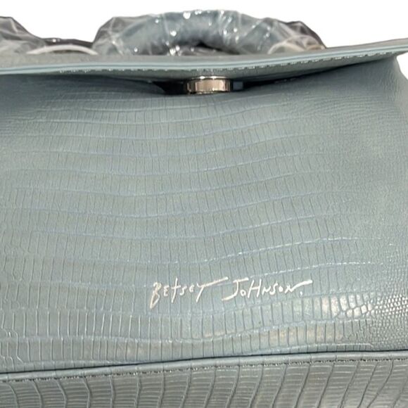 Betsey Johnson XO Poppy Textured Faux-Leather Crossbody Bag - Picture 5 of 11